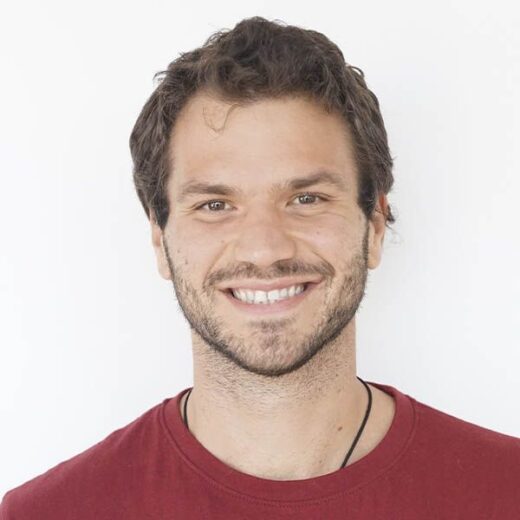 tomas-520x520 tomas-520x520